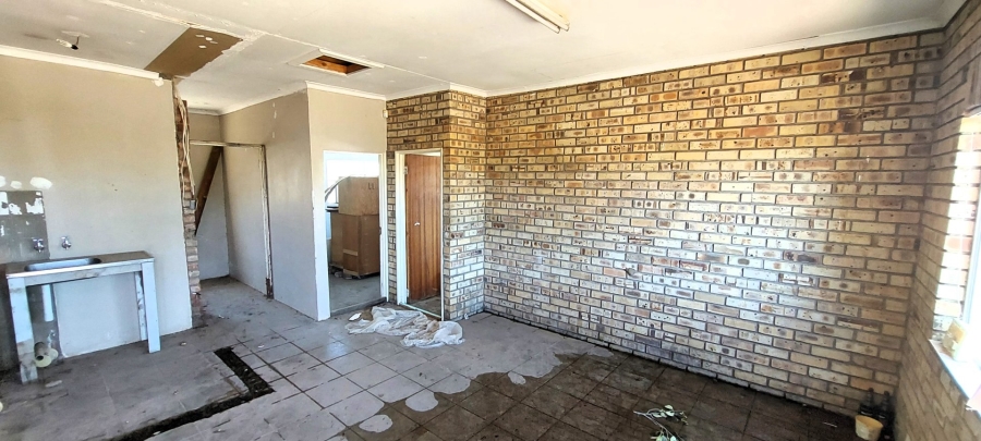 13 Bedroom Property for Sale in Bloemspruit Free State